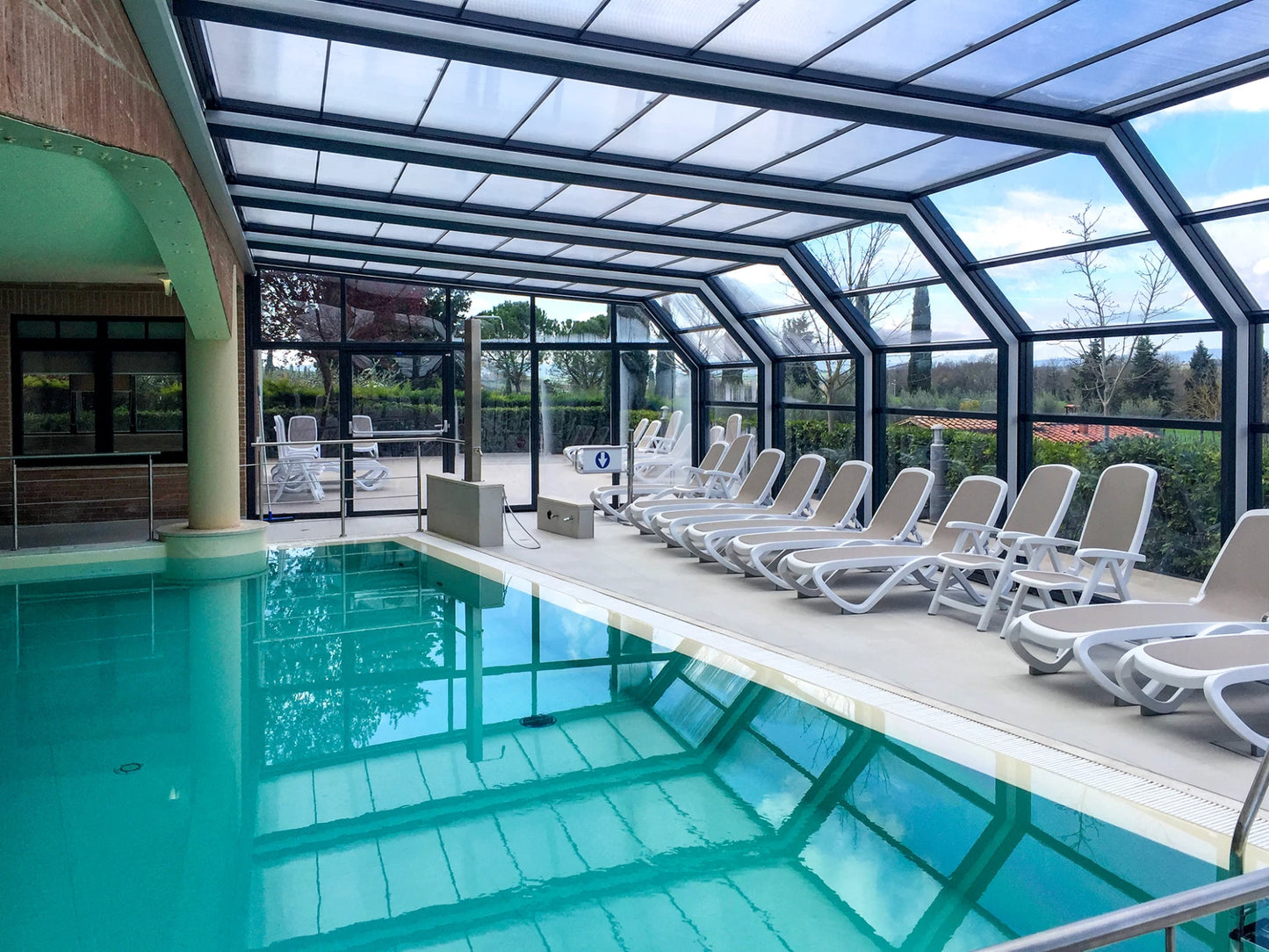 Abri piscine ORION 5